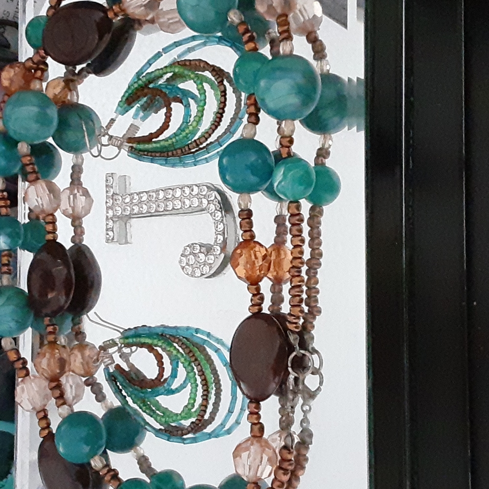 Necklace and earrings